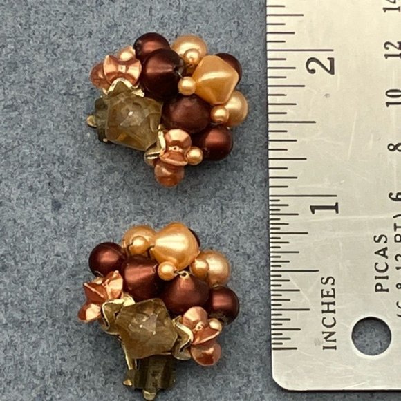 Clip On Earrings Pearl Cluster Gold Brown Hong Kong Faceted Round Classic Granny - Picture 4 of 4